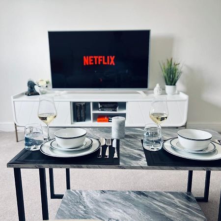 Deluxe 2 Bedroom Apartment 셰필드 외부 사진